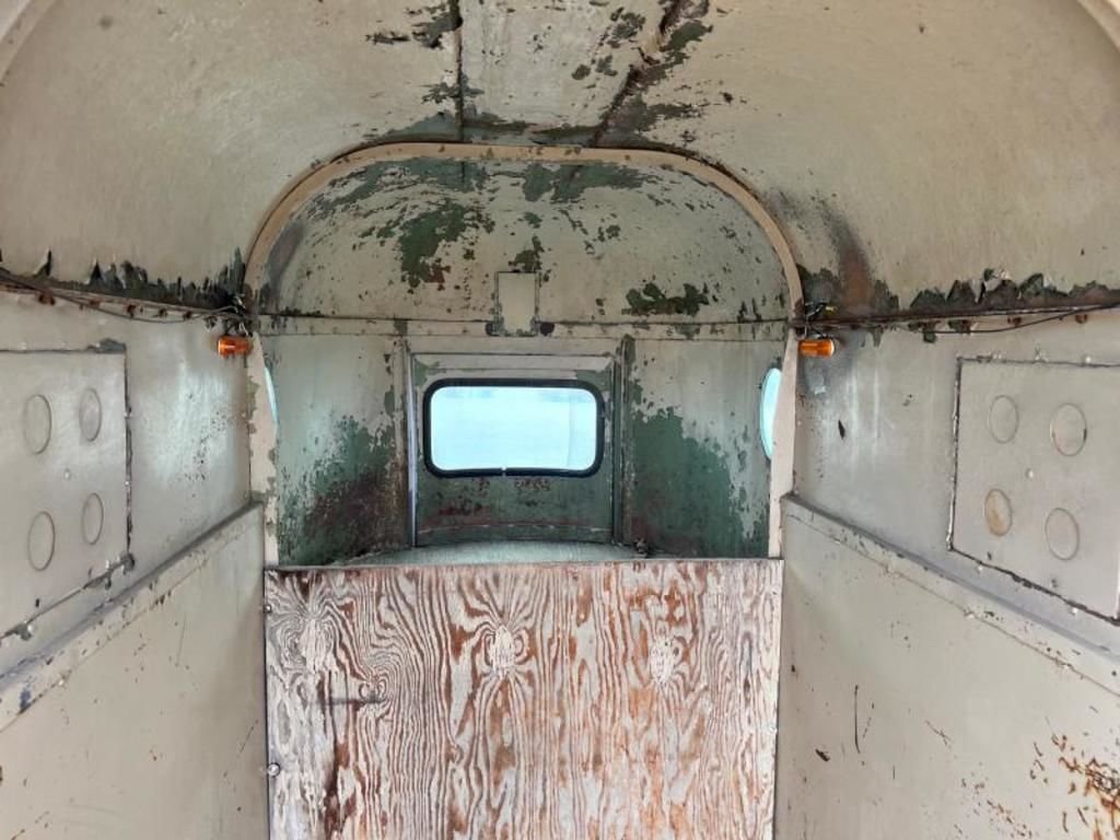 1966 Lincraft 1 Horse Bumper Pull Horse Trailer - Image 11