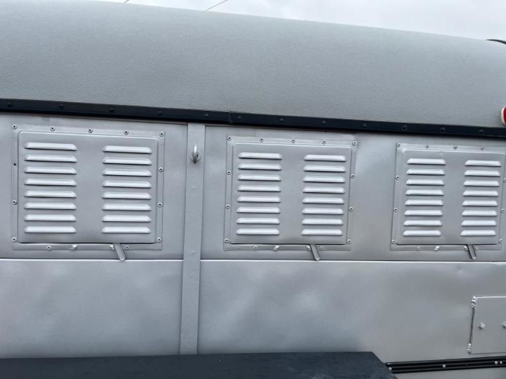1966 Lincraft 1 Horse Bumper Pull Horse Trailer - Image 6