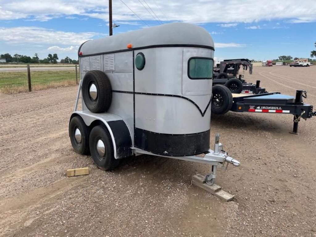 1966 Lincraft 1 Horse Bumper Pull Horse Trailer - Image 4