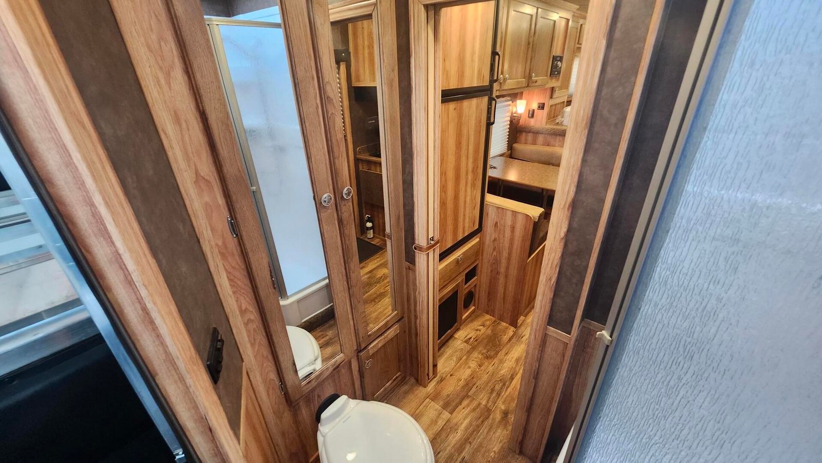 2017 Exiss Trailers LQ 2H ENDEAVOR 8210 - Image 17