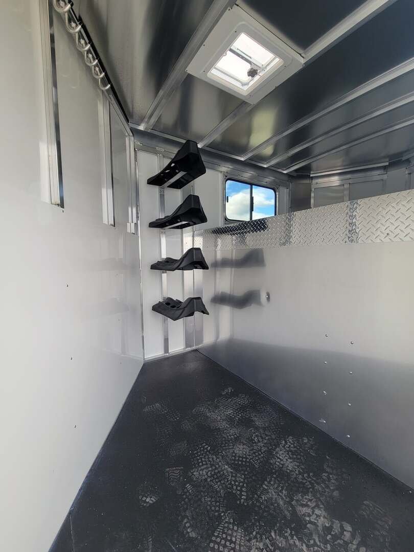 2023 Sundowner Trailers Super Sport SS4HGN - Image 12