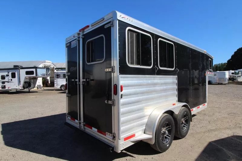 2017 Exiss 7200 Large Dressing Room - Rear Tack - Image 5